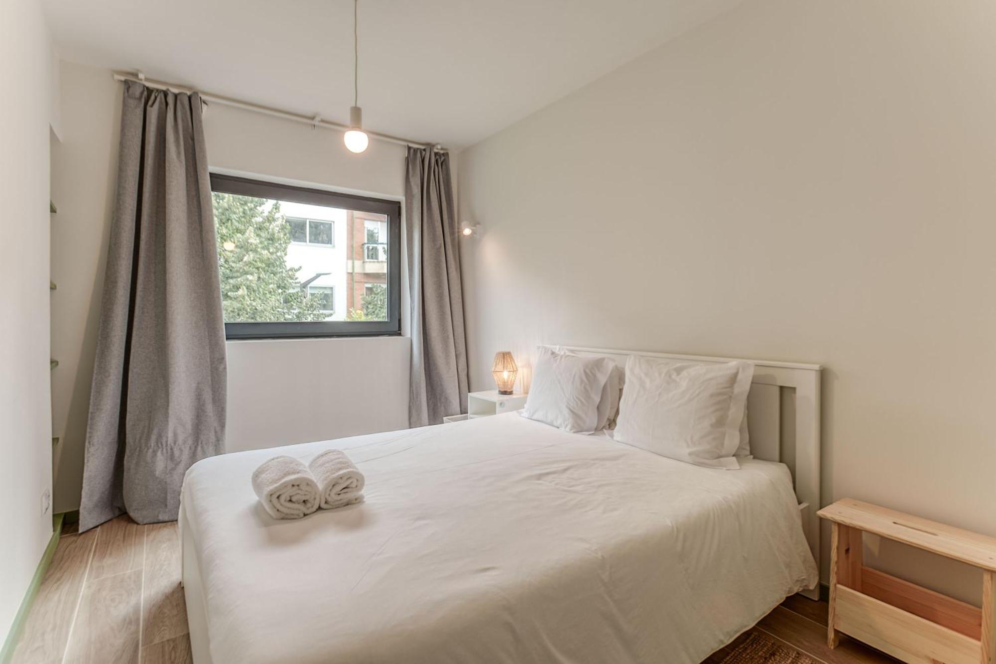 Travel And Live Apartments Porto Cameră foto